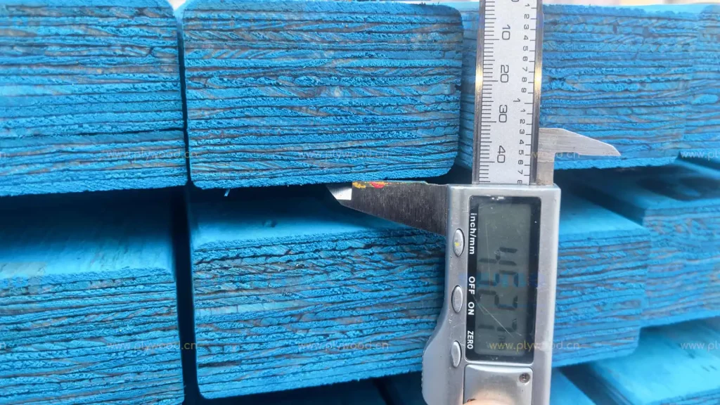 Bundled SENSO LVL Studs for Faster Site Handling Bundled SENSO LVL studs with clean edges for faster site handling and layout